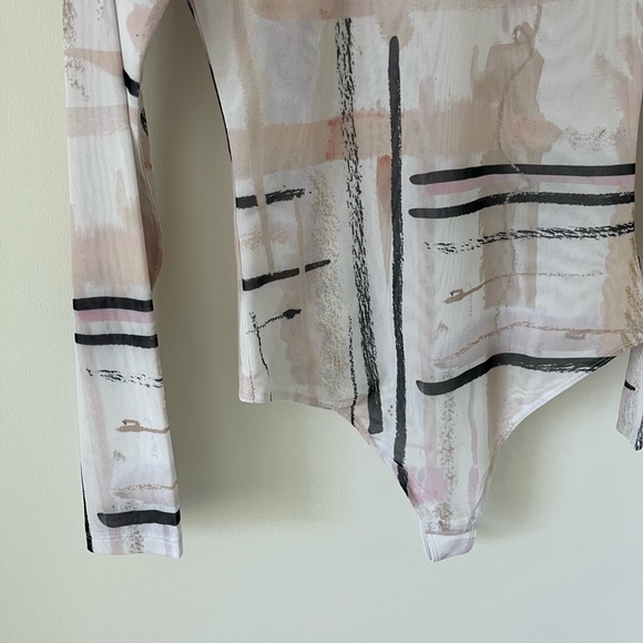 Aritzia Babaton Parlay Bodysuit - Picture 10 of 11